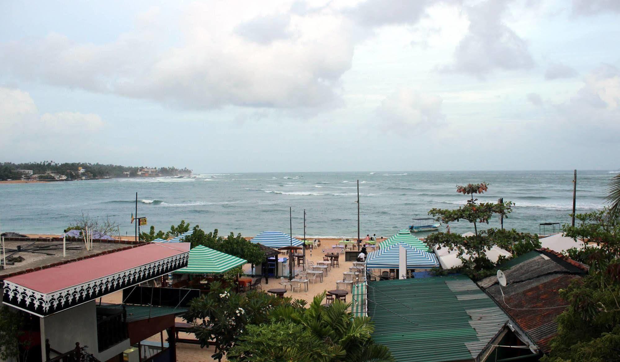 Bedspace Beach Unawatuna Exterior foto